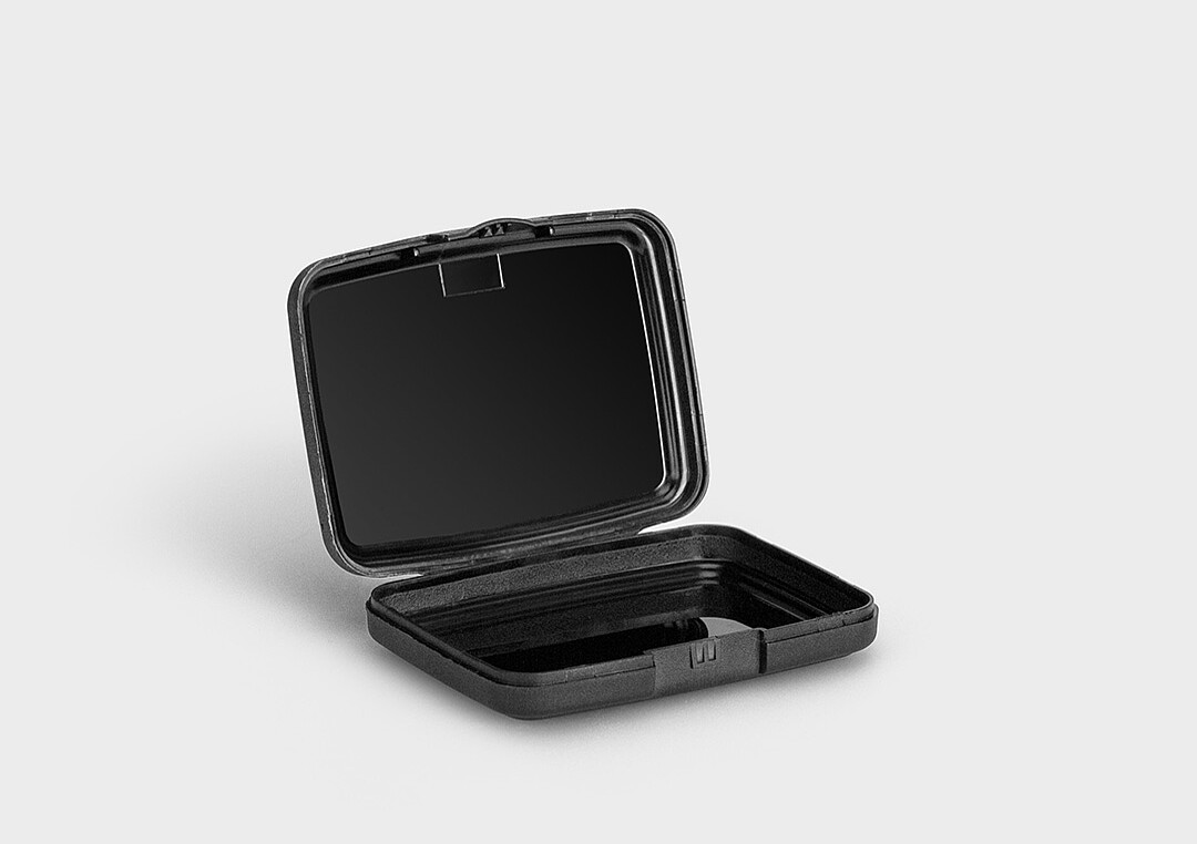 Consumer Box - the plastic box for universal application.